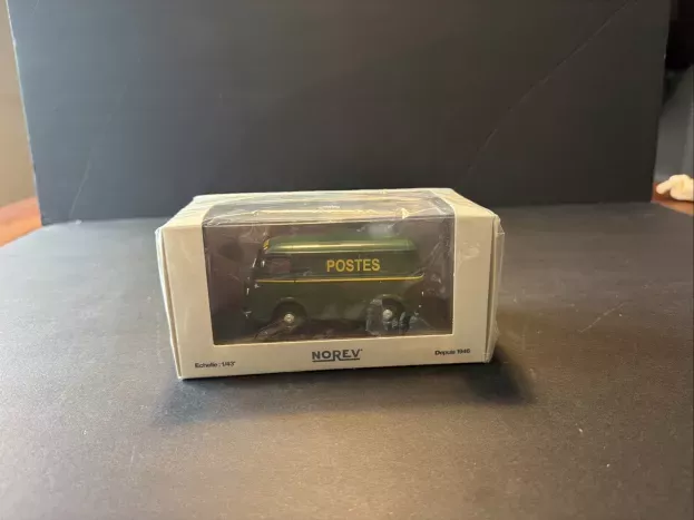 Norev Peugeot D3a La Poste 1:43 479903