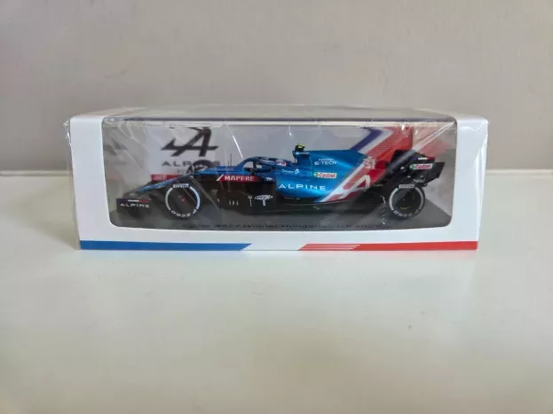Spark Alpine F1 A521 Renault E-tech 20b Team Alpine N 31 Winner Hungary Gp 2021 Esteban Ocon With Pit Board 1:43 S7684