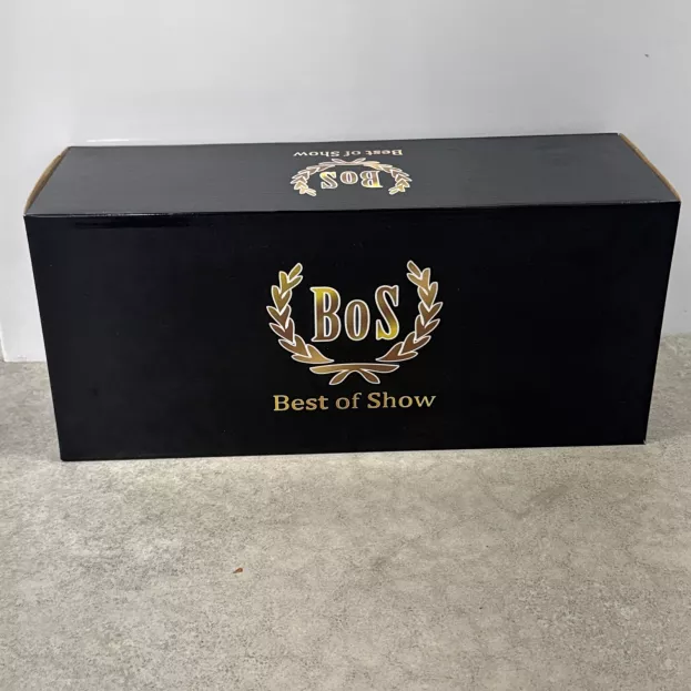 BoS Models Cadillac Fleetwood Brougham 1982 1:18 BOS132