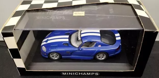 Minichamps Dodge Viper Indy Pace-car 1996 1:43 430144023