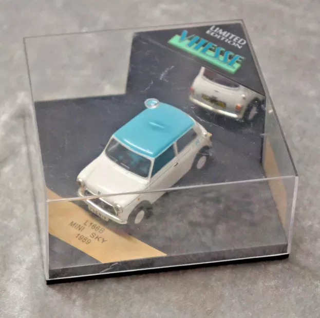 Vitesse Mini Cooper Sky 1989 1:43 L166B