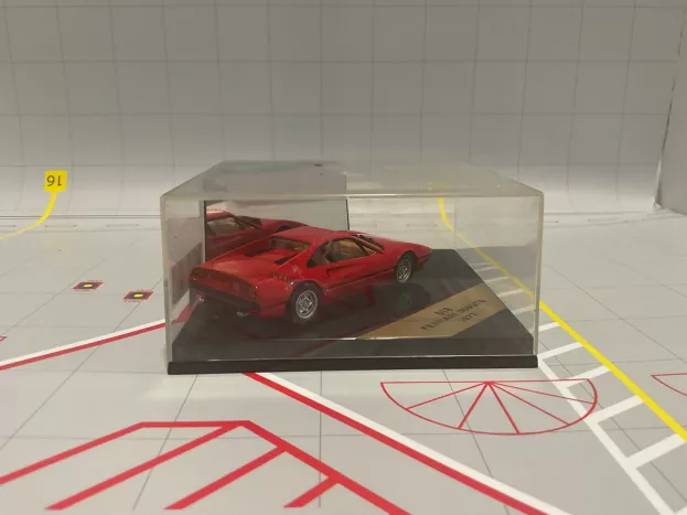 Vitesse Ferrari 308 Gtb 1977 1:43 018