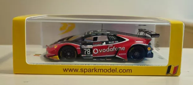 Spark Lamborghini Huracan Gt3 Team Barwell Motorsport N 78 24h Spa 2017 L.matchitski M.ramos R.abra P.keen 1:43 SB302