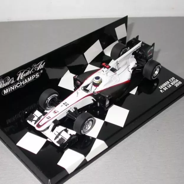 Minichamps Sauber F1 C29 N 22 Race Version 2010 P.de La Rosa 1:43 410100022