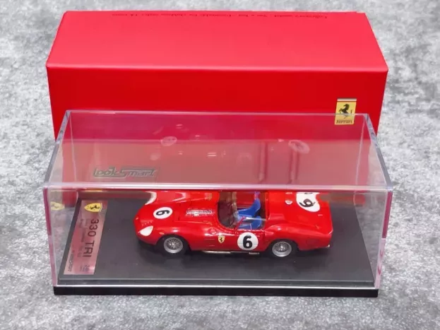 Looksmart Ferrari 330 Tri lm Spider 4.0l V12 Team Spa Ferrari Sefac N 6 Winner 24h Le Mans 1962 Oliver Gendebien Phil Hill 1:43 LSLM023