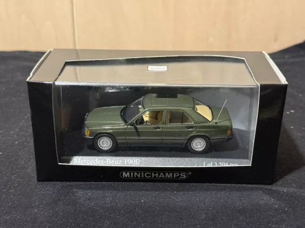 Minichamps Mercedes 190 E 1984 1:43 34100