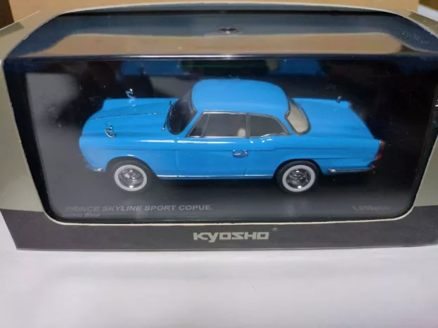 Kyosho Nissan Prince Skyline Sport Coupe 1964 1:43 03231BL
