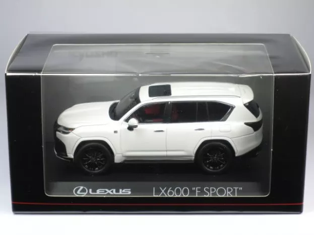 Kyosho Lexus Lx600 F Sport Lhd 2022 1:43 03909FW