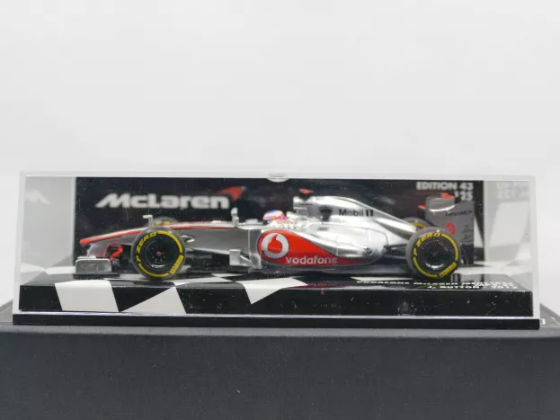 Minichamps Mclaren F1 Mp4-27 Mercedes N 3 Race Version 2012 Jenson Button 1:43 530124303