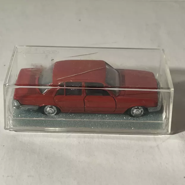 Schuco Mercedes 350 Se 1974 1:66 866
