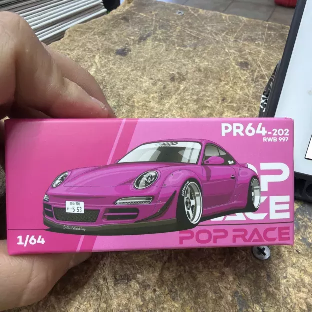 Pop Race Porsche 911 997 Rwb Coupe 2006 1:64 PR640202