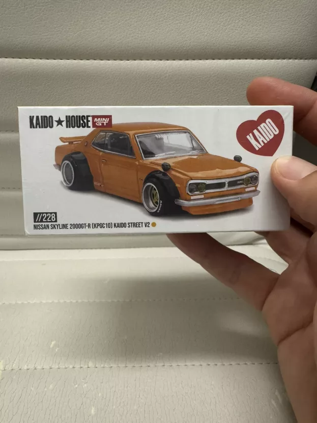 Mini GT Nissan Skyline Gt-r kpgc10 Kaido Street V2 1969 1:64 KHMG228