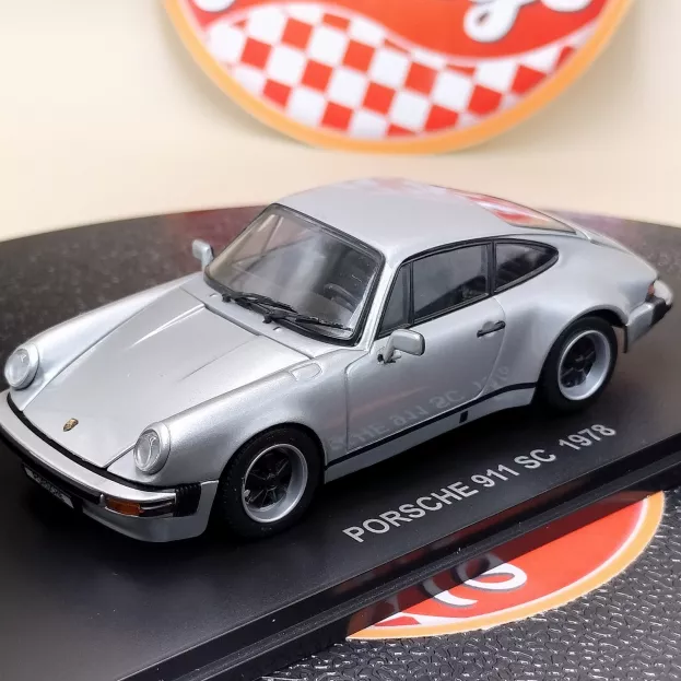 Kyosho Porsche 911 901 Sc 1978 1:43 05523S