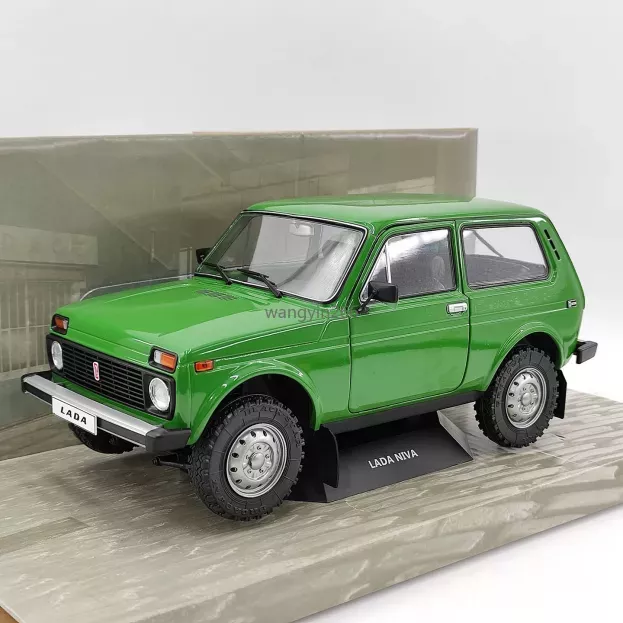 Solido Lada Niva 1980 1:18 1807304