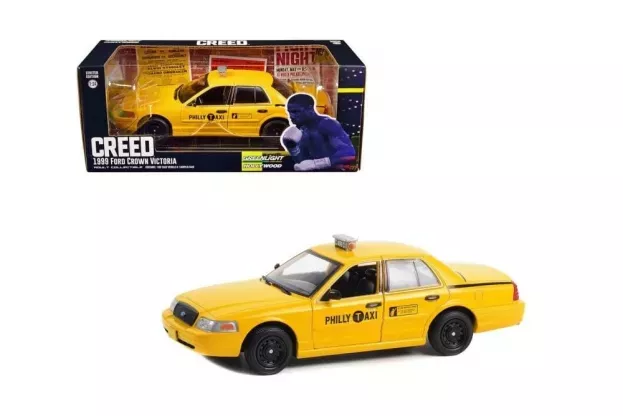 Greenlight Ford Crown Victoria Philly Taxi 2015 Creed 1:24 84173