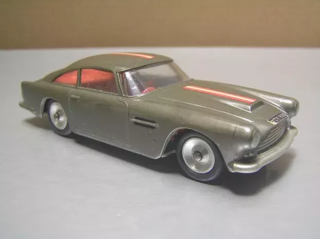 Solido Aston Martin Db4 Coupe 1958 1:43 111