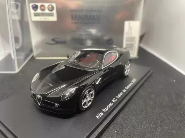 Spark Alfa Romeo 8c Saloon De Geneve 2007 1:43 S0394