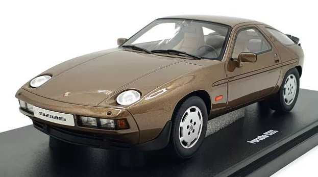 GT Spirit Porsche 928s Coupe 1981 1:18 GT1005