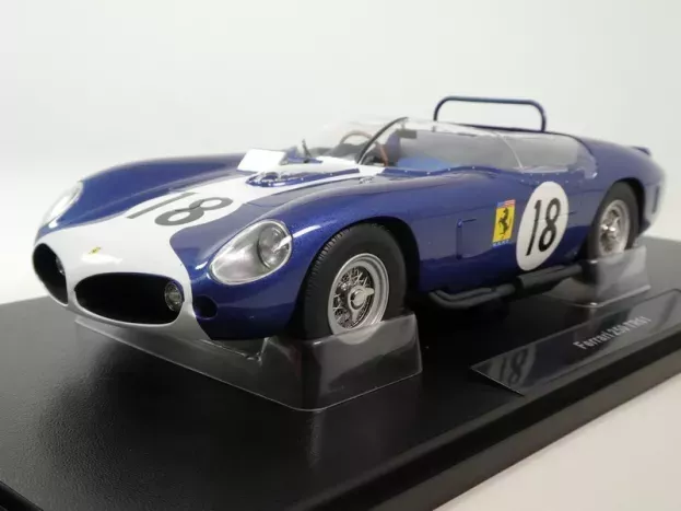 Werk83 Ferrari 250 Tr61 3.0l V12 Spider Team N.a.r.t. North American Racing N 18 24h Le Mans 1962 Peter Ryan John Fulp 1:18 W18046007