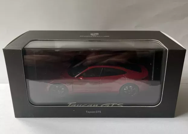 Minichamps Porsche Taycan Gts 2022 1:43 WAP0200330PTAC