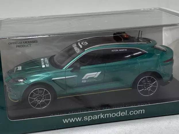 Spark Aston Martin Dbx F1 Medical Support Car Season 2021 1:43 S5879