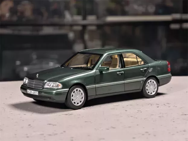 Norev Mercedes C-class C200 w202 1993 1:18 183372