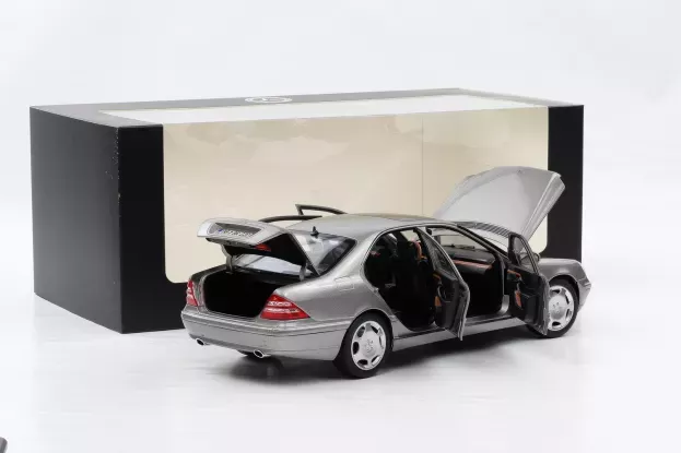 Norev Mercedes S-class S600 w220 2005 1:18 B66040660