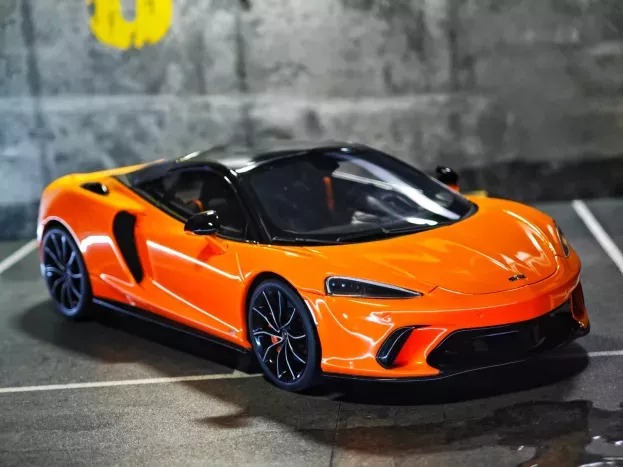 GT Spirit Mclaren Gts 2025 1:18 GT957