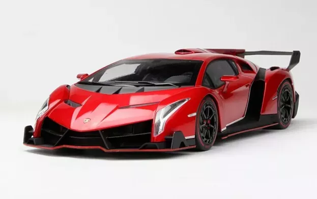 Kyosho Lamborghini Veneno 2013 With Italian Stripes 1:18 09501RPR