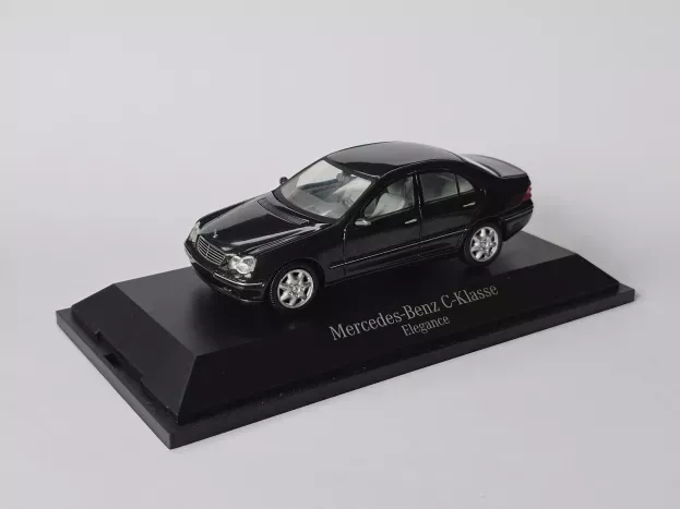 Schuco Mercedes C-class Elegance 2000 1:43 B66961903