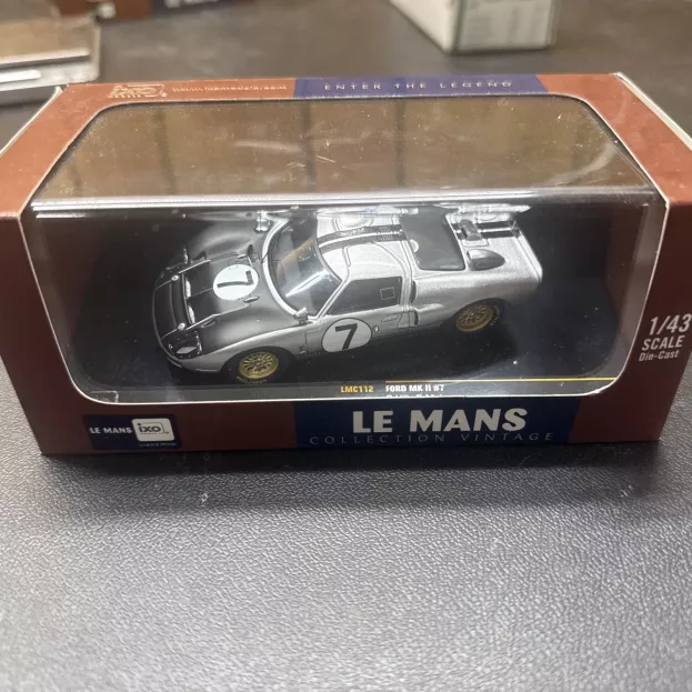 IXO Models Ford Mkii N 7 24h Le Mans 1966 B.muir G.hill 1:43 LMC112