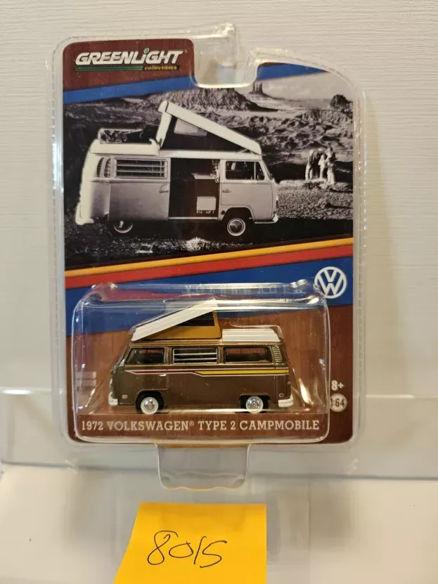 Greenlight Volkswagen T2 Campmobile 1972 1:64 29812