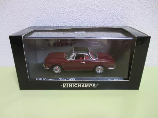 Minichamps Volkswagen Karmann Ghia 1600 1966 1:43 430050222