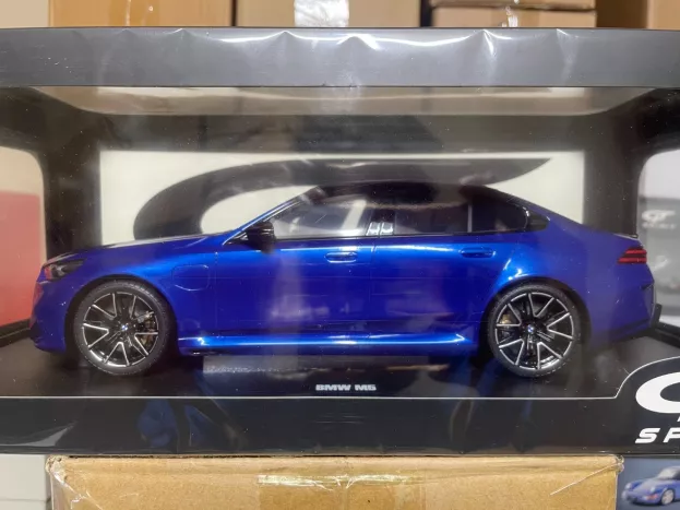 GT Spirit Bmw 5-series M5 g90 2024 1:18 GT507