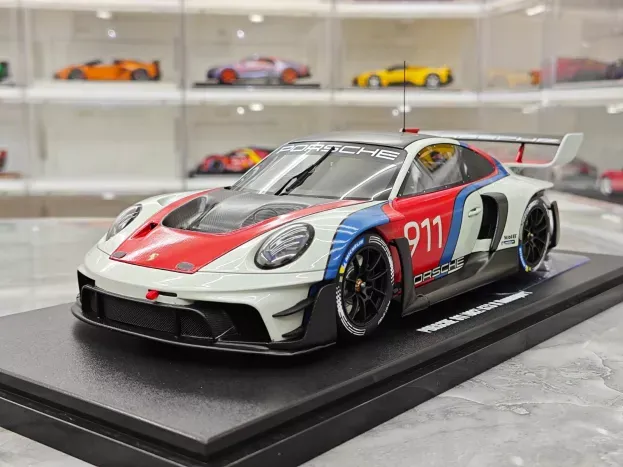 GT Spirit Porsche 911 992 Gt3 R N 911 Rennsport Coupe 2023 1:18 GT495