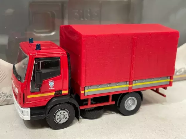 Solido Iveco Eurocargo Fire Engine Vigili Del Fuoco Telonato 1:50 3183