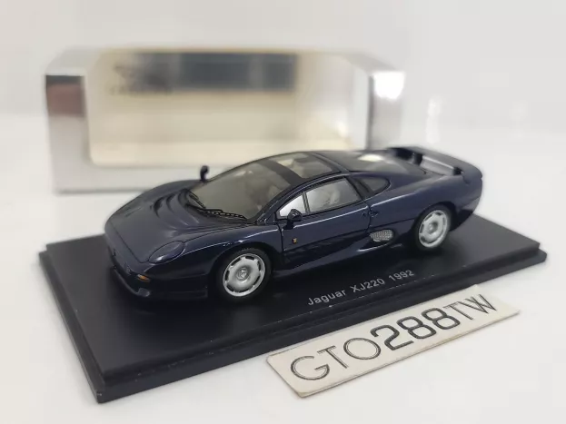 Spark Jaguar Xj220 1992 1:43 S0767