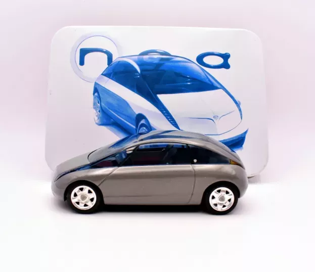 Minichamps Lancia Nea 2001 1:43 NEA