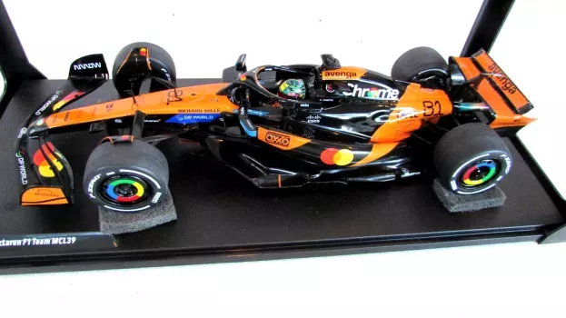 Solido Mclaren F1 Mcl39 Team Mclaren N 81 Winner China Gp 2025 Oscar Piastri 1:18 1818702