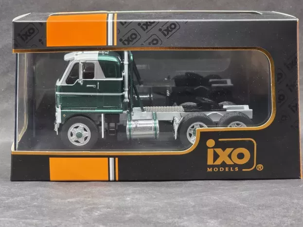 IXO Models International Dcof-405 Tractor Truck 3-assi 1959 1:43 TR112
