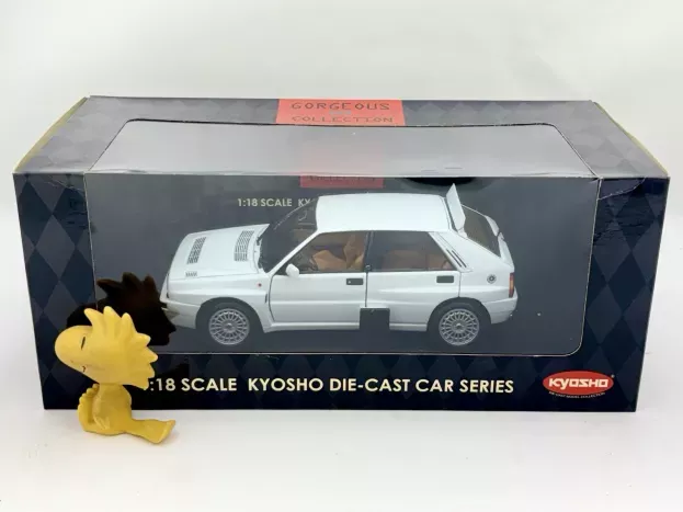 Kyosho Lancia Delta Hf Integrale Evoluzione Ii 1993 Interni Brown 1:18 08341W