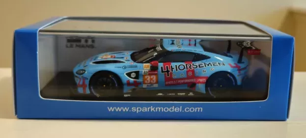 Spark Aston Martin Vantage Amr 4.5l V8 Turbo Team Tf Sport N 33 24h Le Mans 2021 F.fraga B.keating D.pereira 1:43 S8266