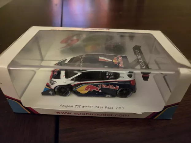 Spark Peugeot 208 T16 Red Bull N 0 Winner Rally Pikes Peak International Hill Climb 2013 Sebastian Loeb Time Record 8' 13'' 878 1:43 S3783