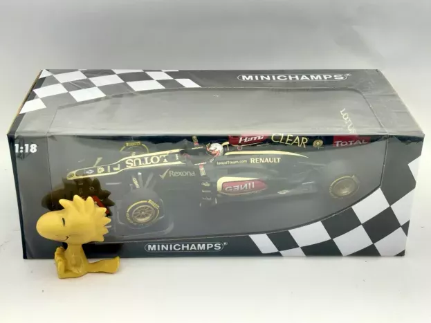 Minichamps Lotus F1 E21 Team Renault N 7 Race Version 2013 Kimi Raikkonen 1:18 110130007