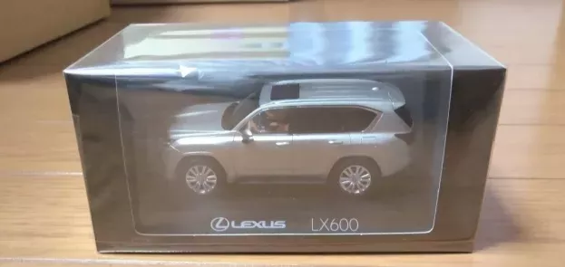 Kyosho Lexus Lx600 Executive Rhd 2022 1:43 03910T