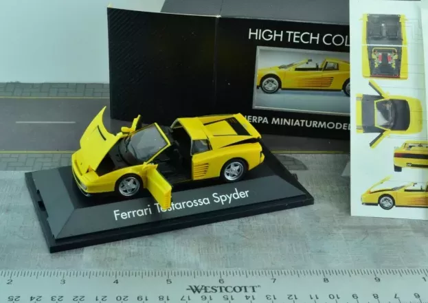 Herpa Ferrari Testarossa Spider 1986 1:43 10313