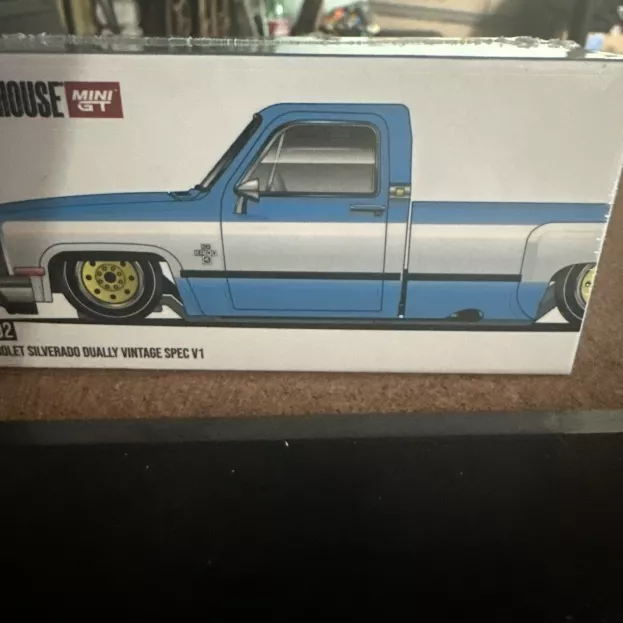 Mini GT Chevrolet Silverado Pick-up Dually N 0 Kaido House Vintage Spec V1 1980 1:64 KHMG192