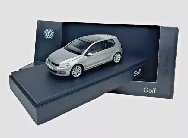 Herpa Volkswagen Golf Vii 2-door 2013 1:43 5G3099300B7W