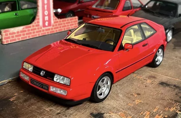 Ottomobile Volkswagen Corrado Vr6 Flash Red 1994 1:18 OT1203