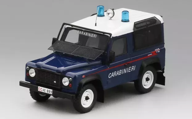 Truescale Land Rover Land Defender 90 Carabinieri 1995 1:43 TSM164326